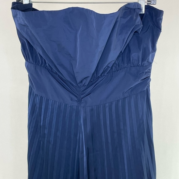 One33 Social Pleated Jumpsuit, 12 - Picture 7 of 10